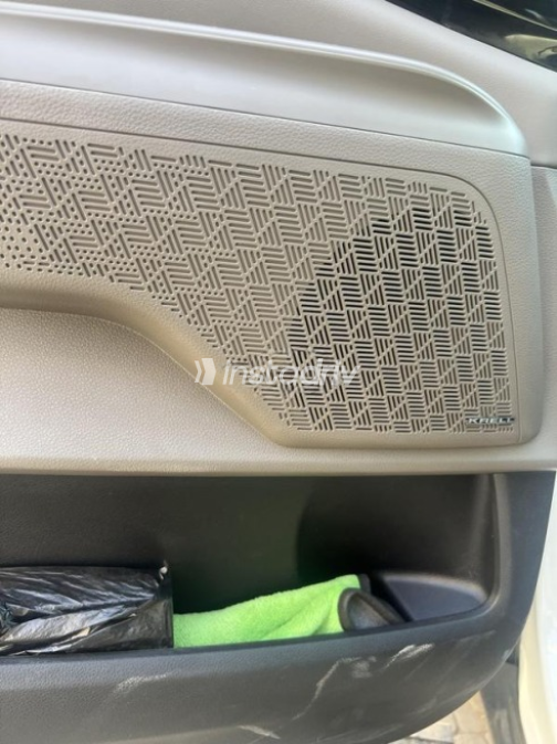 Kia Carnival 2026 White Automatic Used for Sale in 6 October - 6