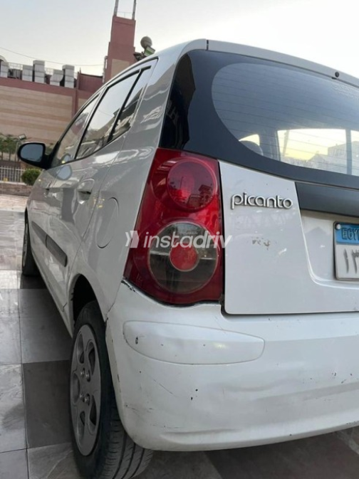 Kia Picanto 2011 White Automatic Used for Sale in Nasr city - 10