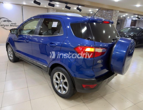 Ford Escort 2018 Blue Automatic Used for Sale in Obour City - 6