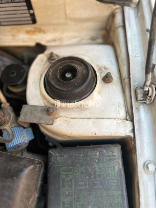 Hyundai Accent 1999 White Manual Used for Sale in 10th of Ramadan - 8