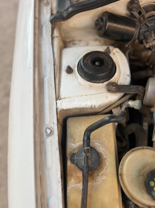 Hyundai Accent 1999 White Manual Used for Sale in 10th of Ramadan - 9