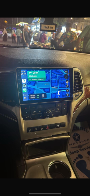 Jeep Grand Cherokee 2012 Silver Automatic Used for Sale in Greater Cairo ( Cairo + Giza)