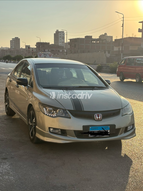 Honda Civic 2008 Gold Automatic Used for Sale in Greater Cairo ( Cairo + Giza) - 8