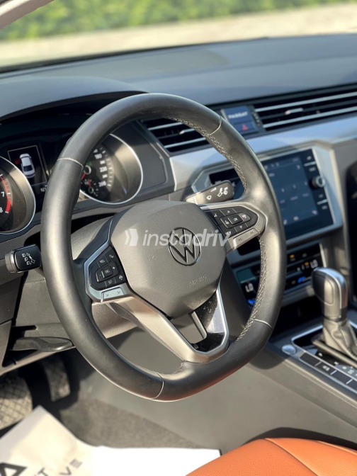Volkswagen Passat 2022 Black Automatic Used for Sale in Greater Cairo ( Cairo + Giza) - 4