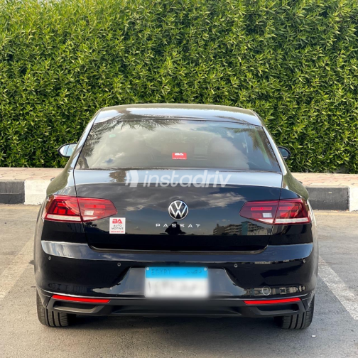 Volkswagen Passat 2022 Black Automatic Used for Sale in Greater Cairo ( Cairo + Giza) - 9
