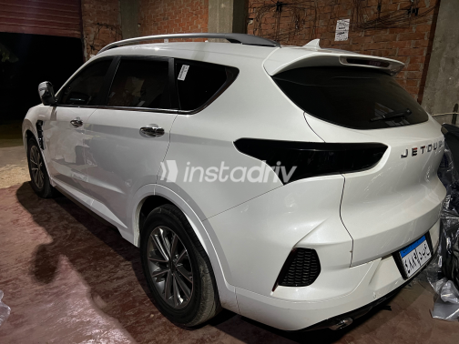 Jetour X70 2021 White Automatic Used for Sale in Greater Cairo ( Cairo + Giza) - 3