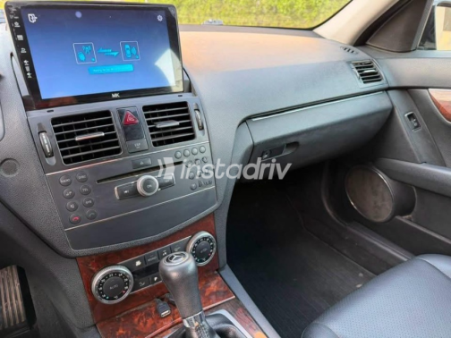 Mercedes C 180 2009 Black Automatic Used for Sale in Cairo - 8
