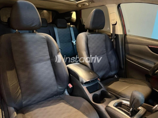 Nissan Qashqai 2017 Red Automatic Used for Sale in Cairo - 5