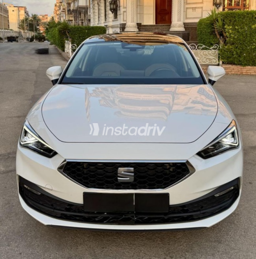 Seat Leon 2026 White Automatic Used for Sale in Damietta - 3