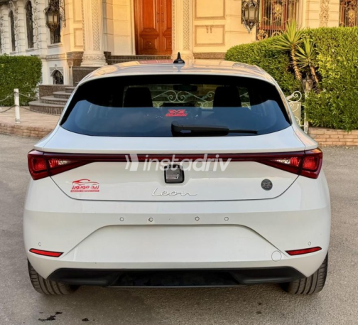 Seat Leon 2026 White Automatic Used for Sale in Damietta - 6
