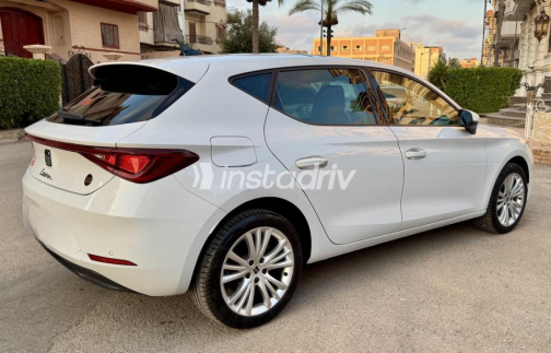 Seat Leon 2026 White Automatic Used for Sale in Damietta - 7