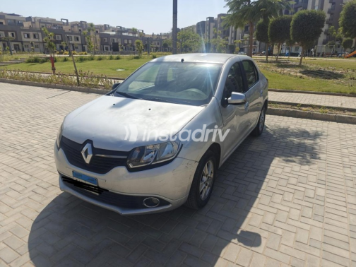 Renault Logan 2015 Silver Manual Used for Sale in 6 October - 2