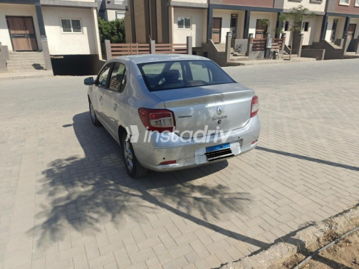 Renault Logan 2015 Silver Manual Used for Sale in 6 October - 5