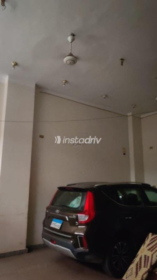 Geely Emgrand X7 2019 Brown Automatic Used for Sale in Cairo - 2