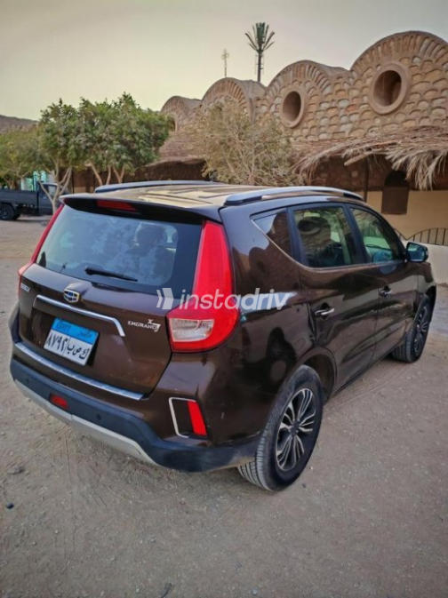 Geely Emgrand X7 2019 Brown Automatic Used for Sale in Cairo - 5