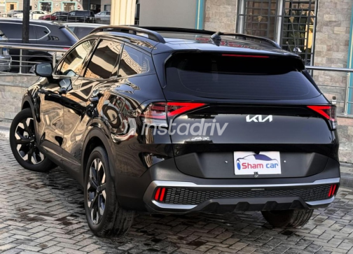 Kia Sportage 2024 Black Automatic Used for Sale in Nasr city - 6