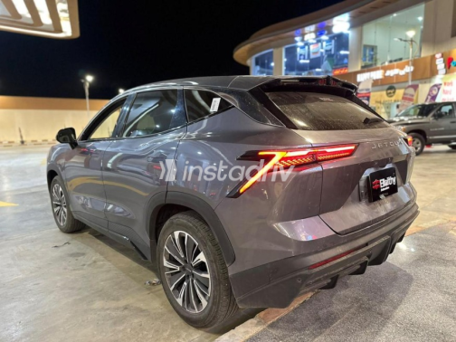 Jetour Dashing 2025 Gray Automatic Used for Sale in Cairo - 6