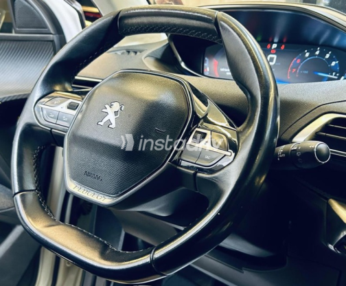 Peugeot 5008 2020 White Automatic Used for Sale in Beni Suef - 3