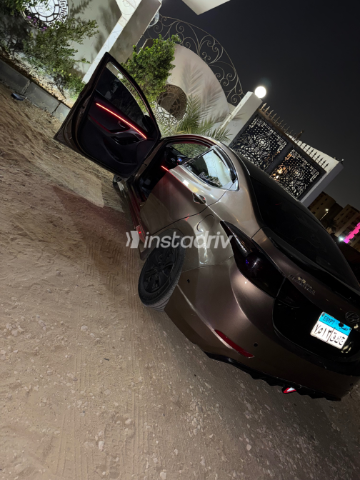 Hyundai Elantra 2015 Brown Automatic Used for Sale in Greater Cairo ( Cairo + Giza) - 4