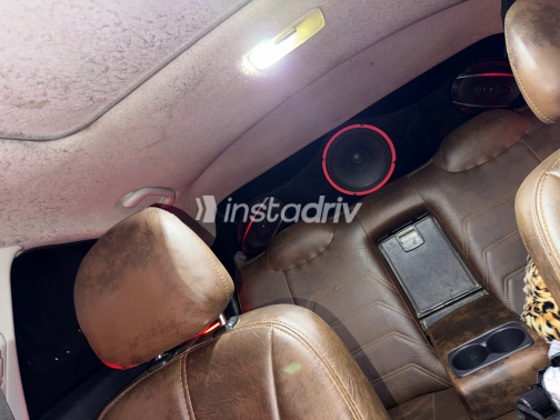 Hyundai Elantra 2015 Brown Automatic Used for Sale in Greater Cairo ( Cairo + Giza) - 5