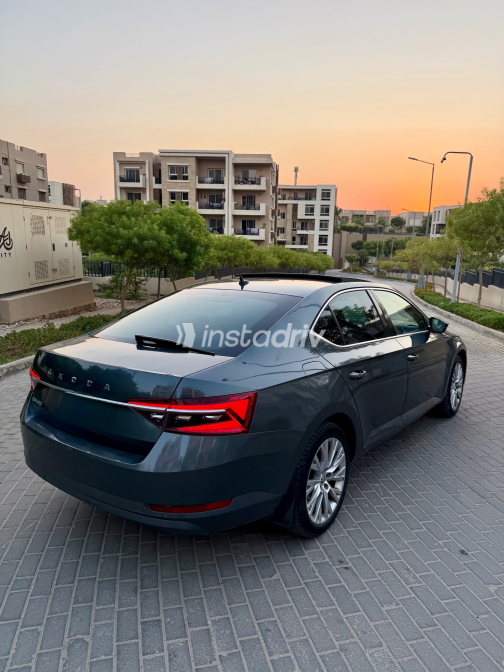 Skoda Superb 2022 Gray Automatic Used for Sale in Greater Cairo ( Cairo + Giza) - 4