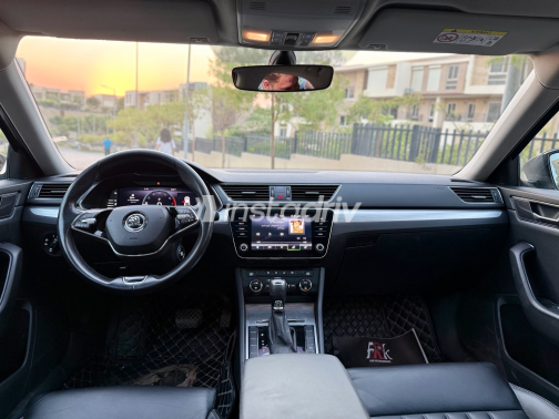 Skoda Superb 2022 Gray Automatic Used for Sale in Greater Cairo ( Cairo + Giza) - 6