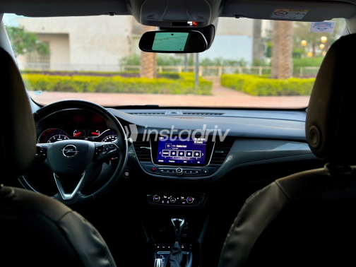 Opel Crossland 2025 Silver Automatic Used for Sale in Greater Cairo ( Cairo + Giza) - 2