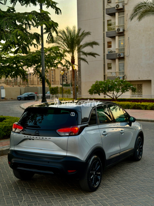 Opel Crossland 2025 Silver Automatic Used for Sale in Greater Cairo ( Cairo + Giza) - 6