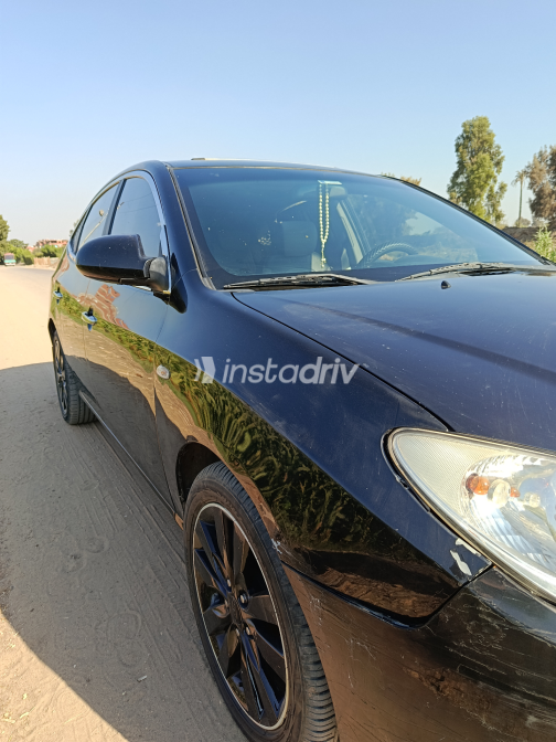 Hyundai Avante 2009 Black Automatic Used for Sale in Greater Cairo ( Cairo + Giza) - 1
