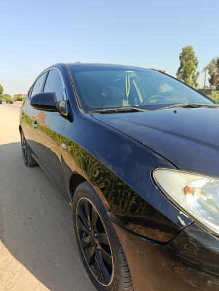Hyundai Avante 2009 Black Automatic Used for Sale in Greater Cairo ( Cairo + Giza)