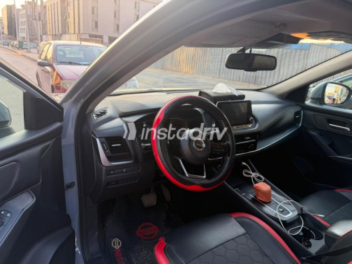Nissan Qashqai 2022 White Automatic Used for Sale in Giza - 3