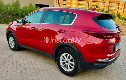 Kia Sportage 2021 Red Automatic Used for Sale in Cairo - 5