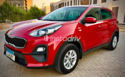 Kia Sportage 2021 Red Automatic Used for Sale in Cairo - 9