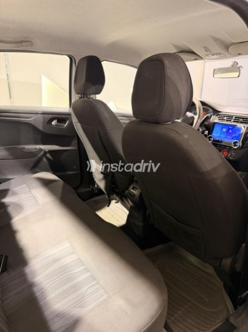 Peugeot 301 2015 Silver Automatic Used for Sale in Nasr city - 9