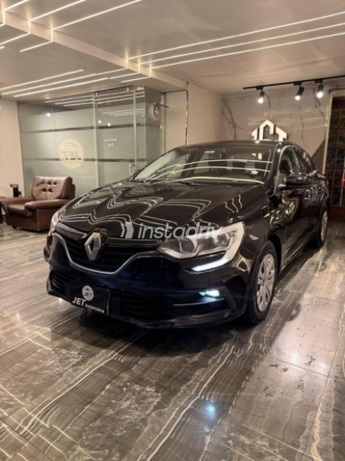 Renault Megane 2022 Black Automatic Used for Sale in Nasr city - 2