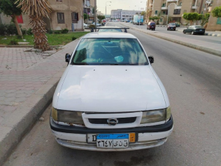 Opel Vectra 1996 White Manual Used for Sale in Obour City