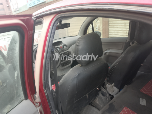 سيتروين C3 2005 أحمر يدوي مستعملة للبيع في القاهرة الكبرى ( القاهرة - الجيزة) - 1
