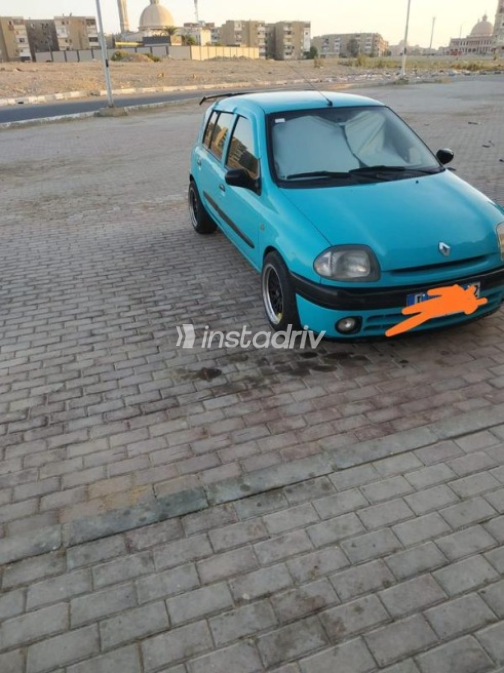 Renault Clio 2000 Turquoise Manual Used for Sale in Suez  - 10