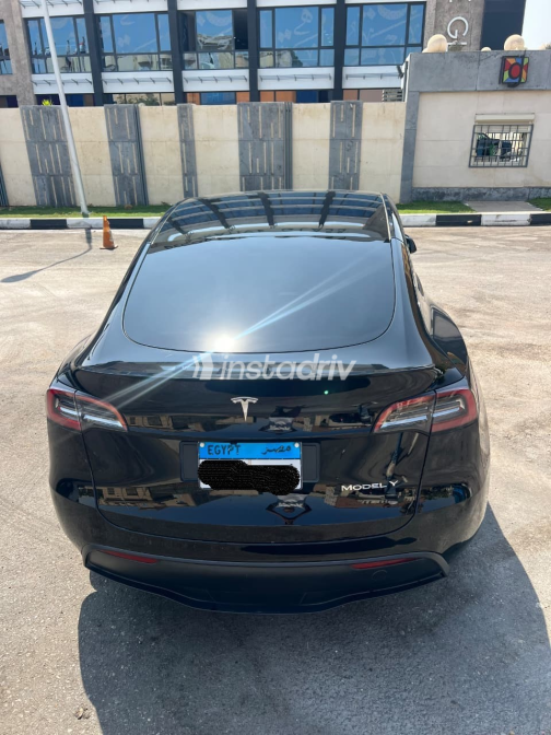 Tesla Model Y 2024 Black Automatic Used for Sale in Greater Cairo ( Cairo + Giza) - 5