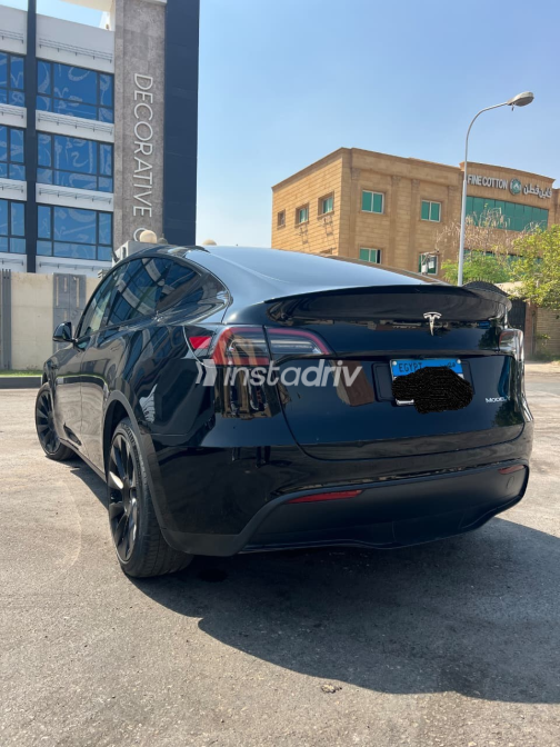 Tesla Model Y 2024 Black Automatic Used for Sale in Greater Cairo ( Cairo + Giza) - 9
