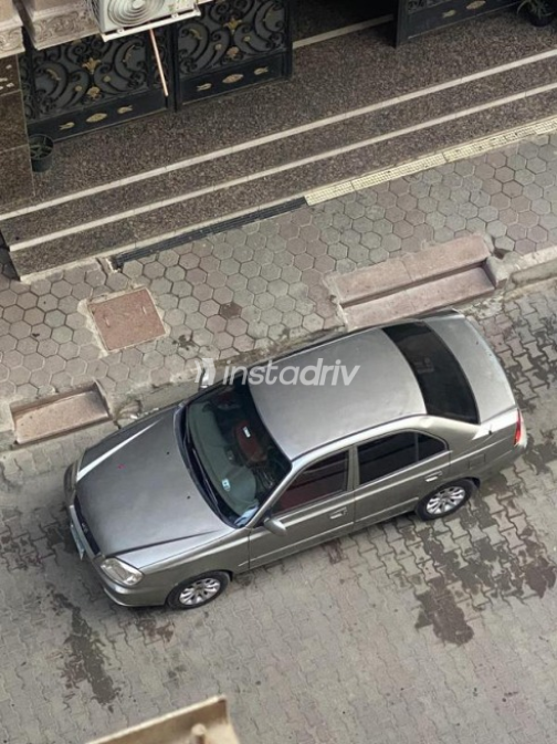 Hyundai Verna 2012 Silver Automatic Used for Sale in Giza - 1