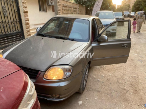 Hyundai Verna 2012 Silver Automatic Used for Sale in Giza - 10