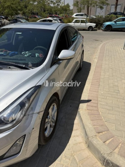 Hyundai Elantra MD 2016 Silver Automatic Used for Sale in Nasr city - 5