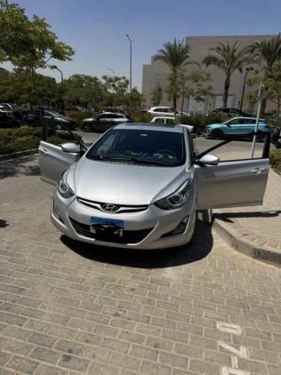 Hyundai Elantra MD 2016 Silver Automatic Used for Sale in Nasr city