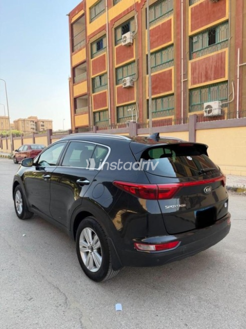 Kia Sportage 2017 Black Manual Used for Sale in Nasr city - 5
