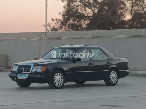 Mercedes 200 1988 Black Automatic Used for Sale in Tanta - 3