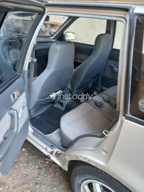 Chevrolet Sprint 1991 Gold Automatic Used for Sale in Alexandria - 2