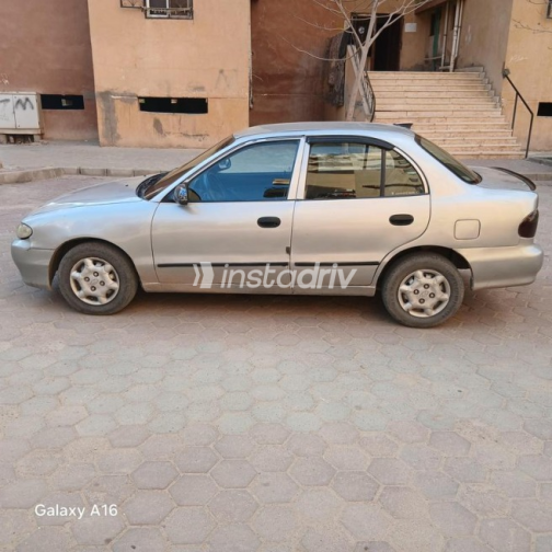 Hyundai Accent 1999 Silver Manual Used for Sale in Nasr city - 1