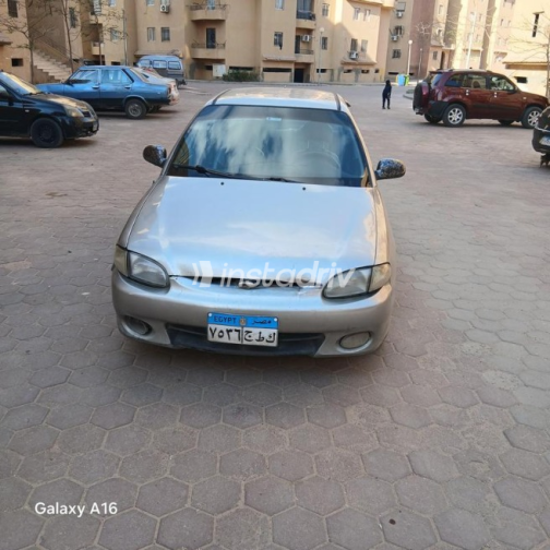 Hyundai Accent 1999 Silver Manual Used for Sale in Nasr city - 2