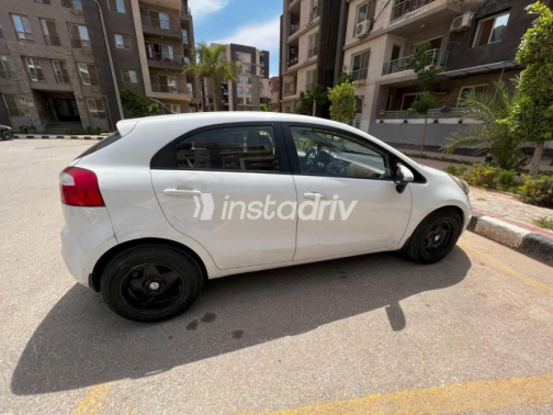 Kia Rio 2013 White Automatic Used for Sale in 6 October - 7